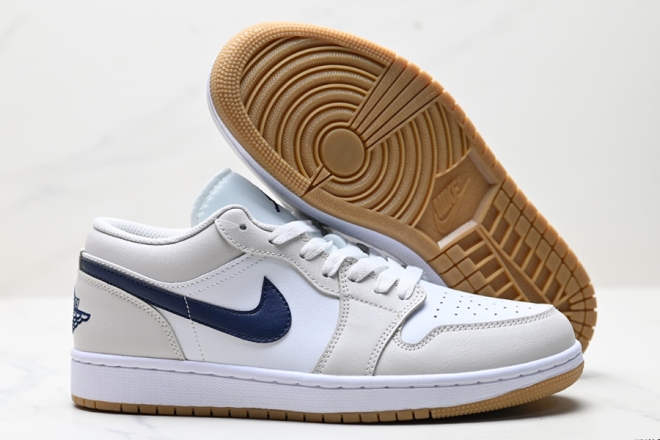 Women Jordan 1 Low 010